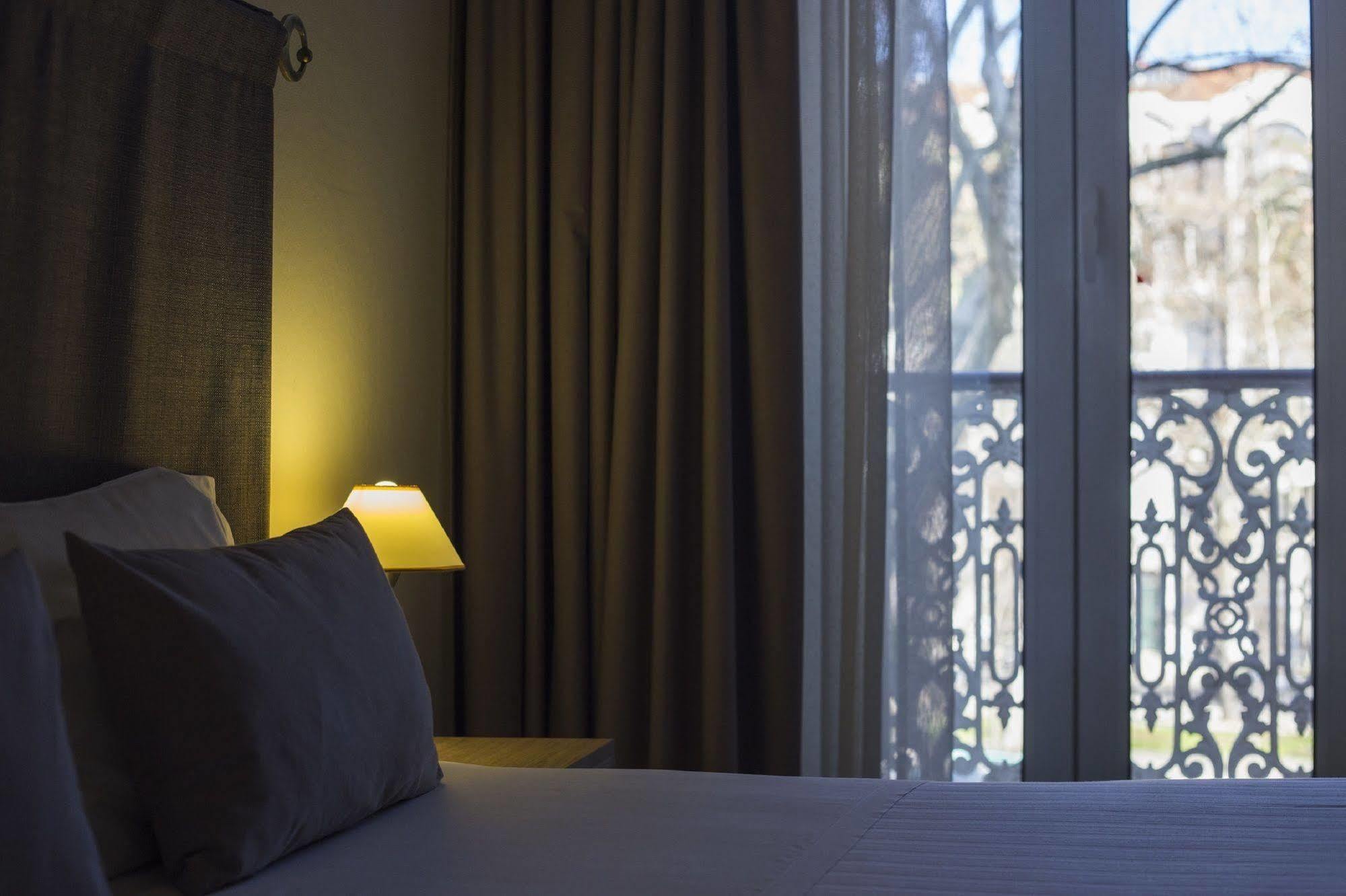 Ever Lisboa City Center Hotel Bagian luar foto