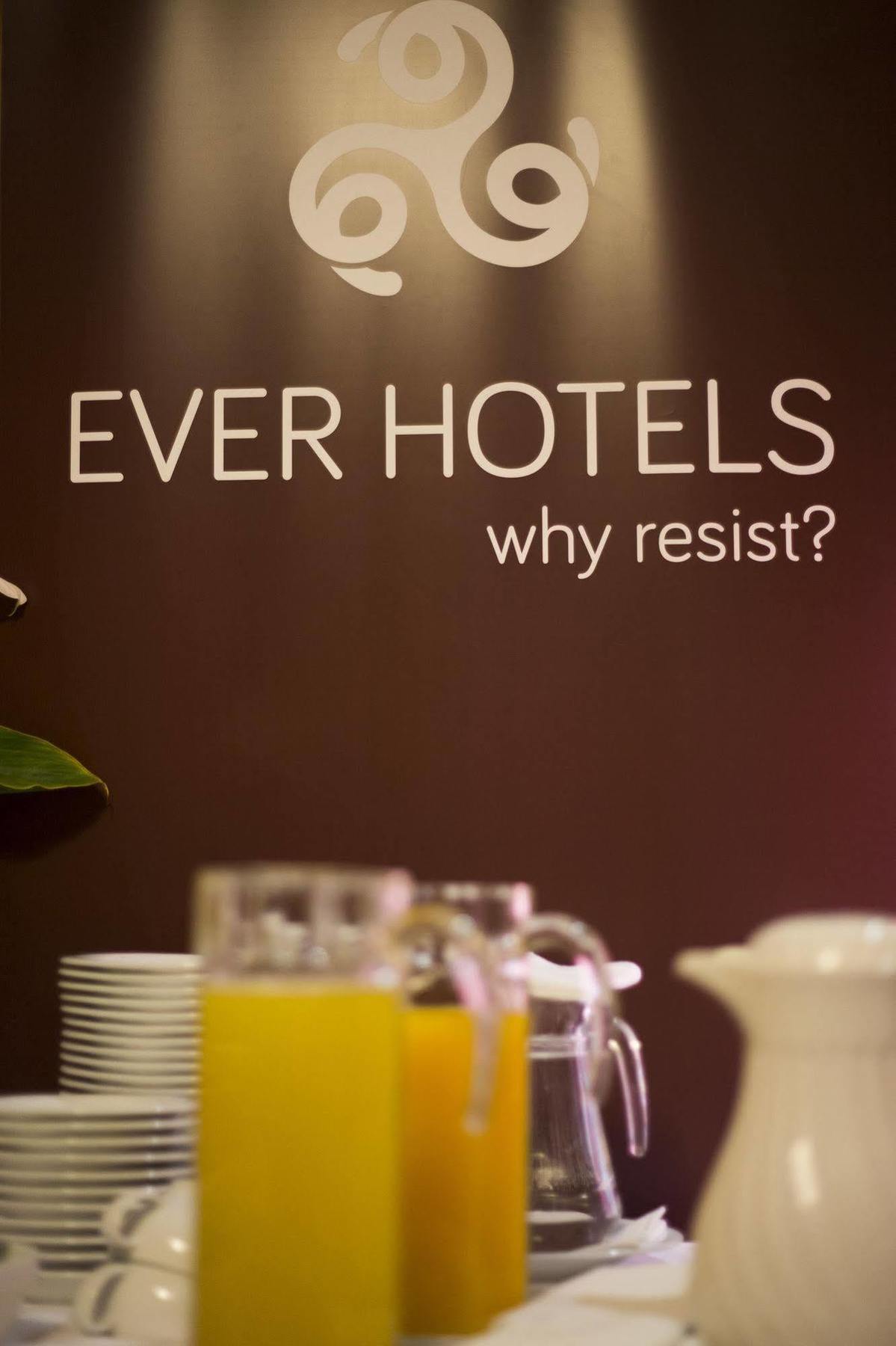 Ever Lisboa City Center Hotel Bagian luar foto
