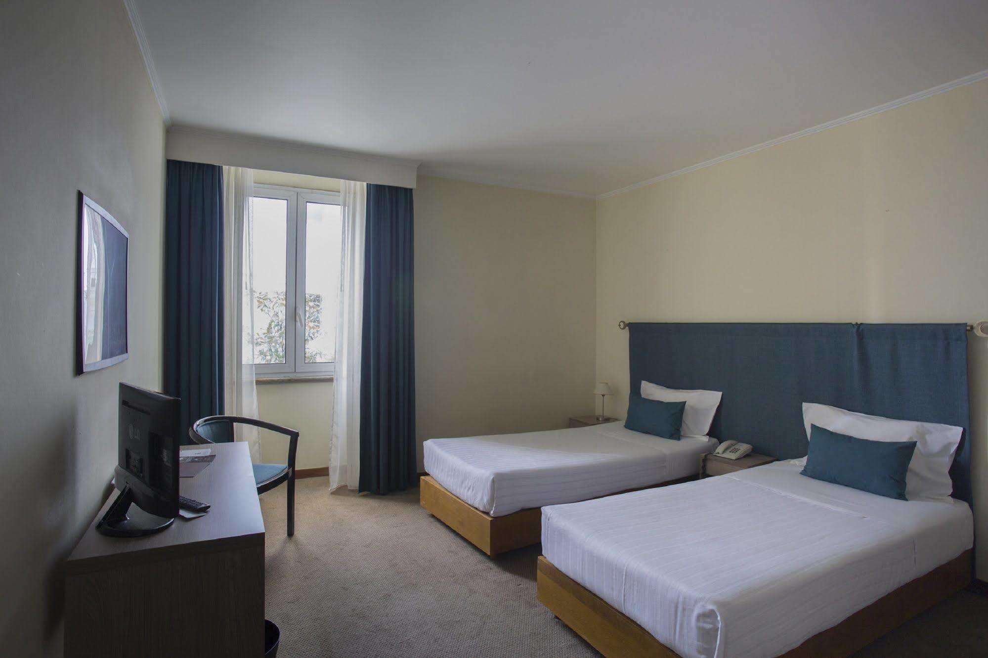 Ever Lisboa City Center Hotel Bagian luar foto