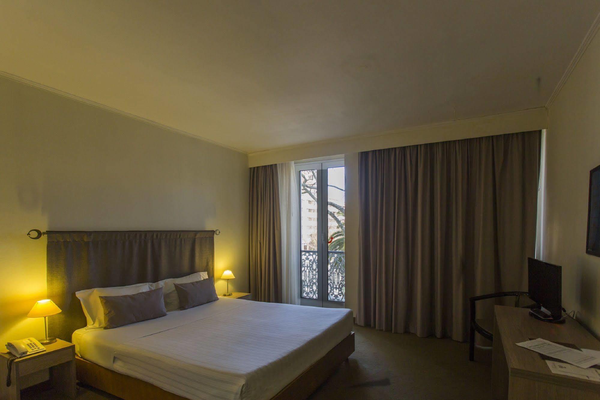 Ever Lisboa City Center Hotel Bagian luar foto